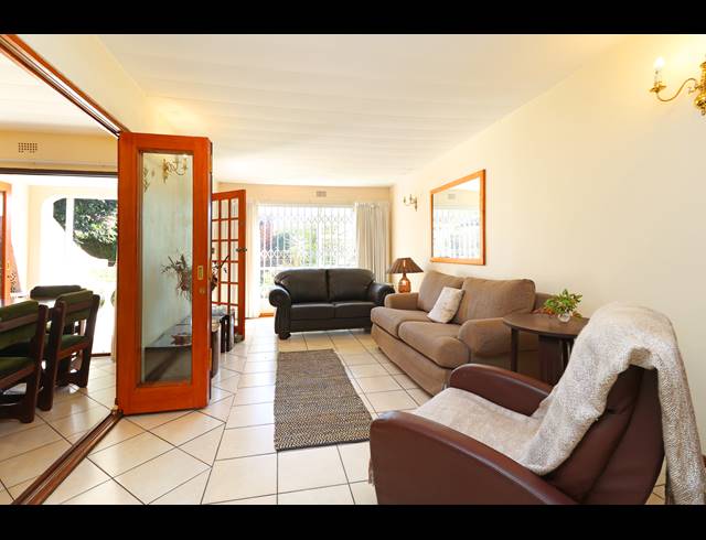 3 BEDROOM TOWNHOUSE FOR SALE IN FAIRLAND